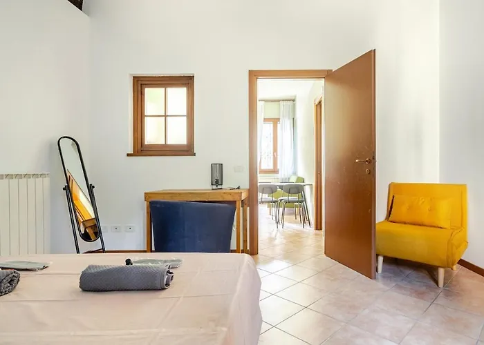 Italia Antica Nel Borgo 3 Beds Apartment *