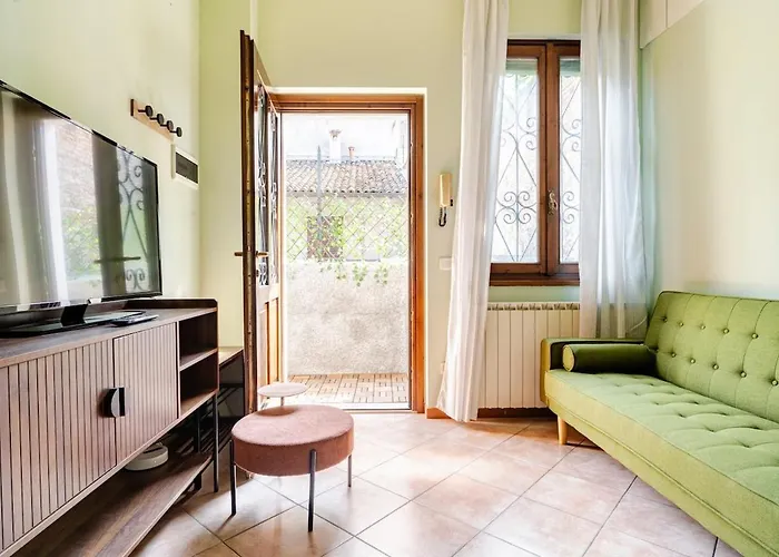 Apartment Italia Antica Nel Borgo 3 Beds