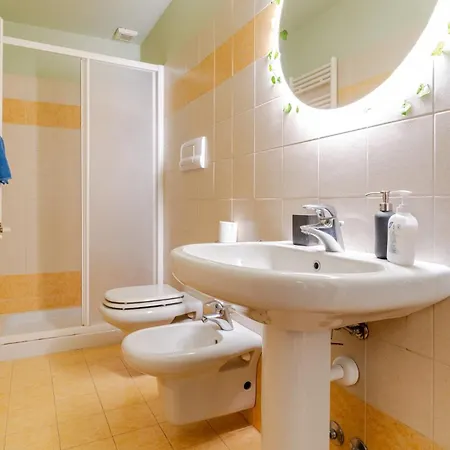 Italia Antica Nel Borgo 3 Beds Lägenhet Bergamo